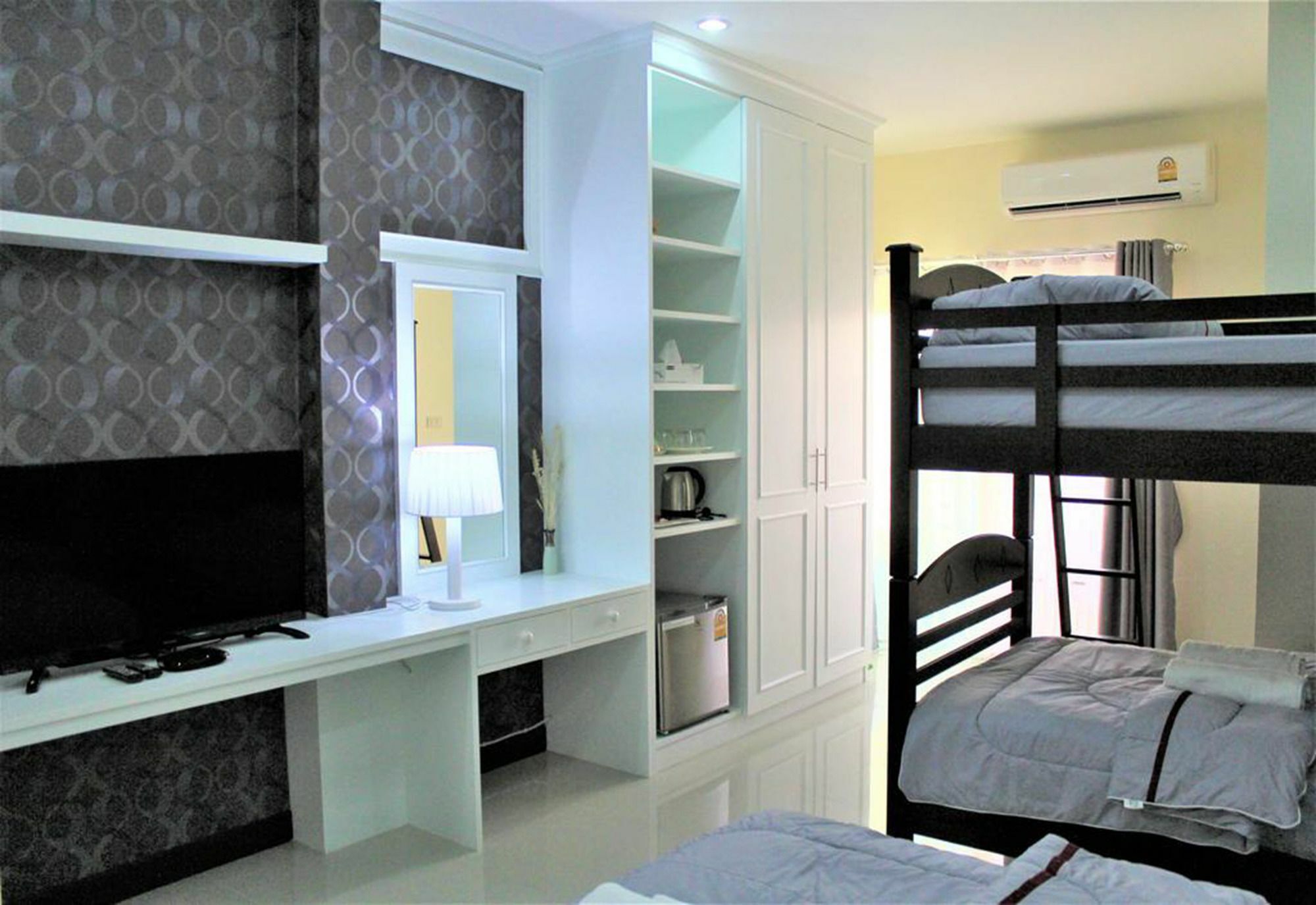 The Most Coffee & Guesthouse Chiang Mai Extérieur photo