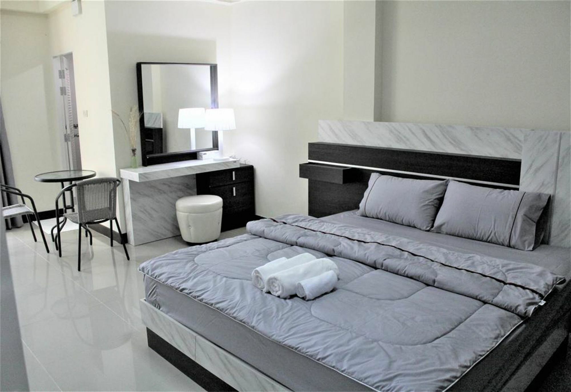 The Most Coffee & Guesthouse Chiang Mai Extérieur photo