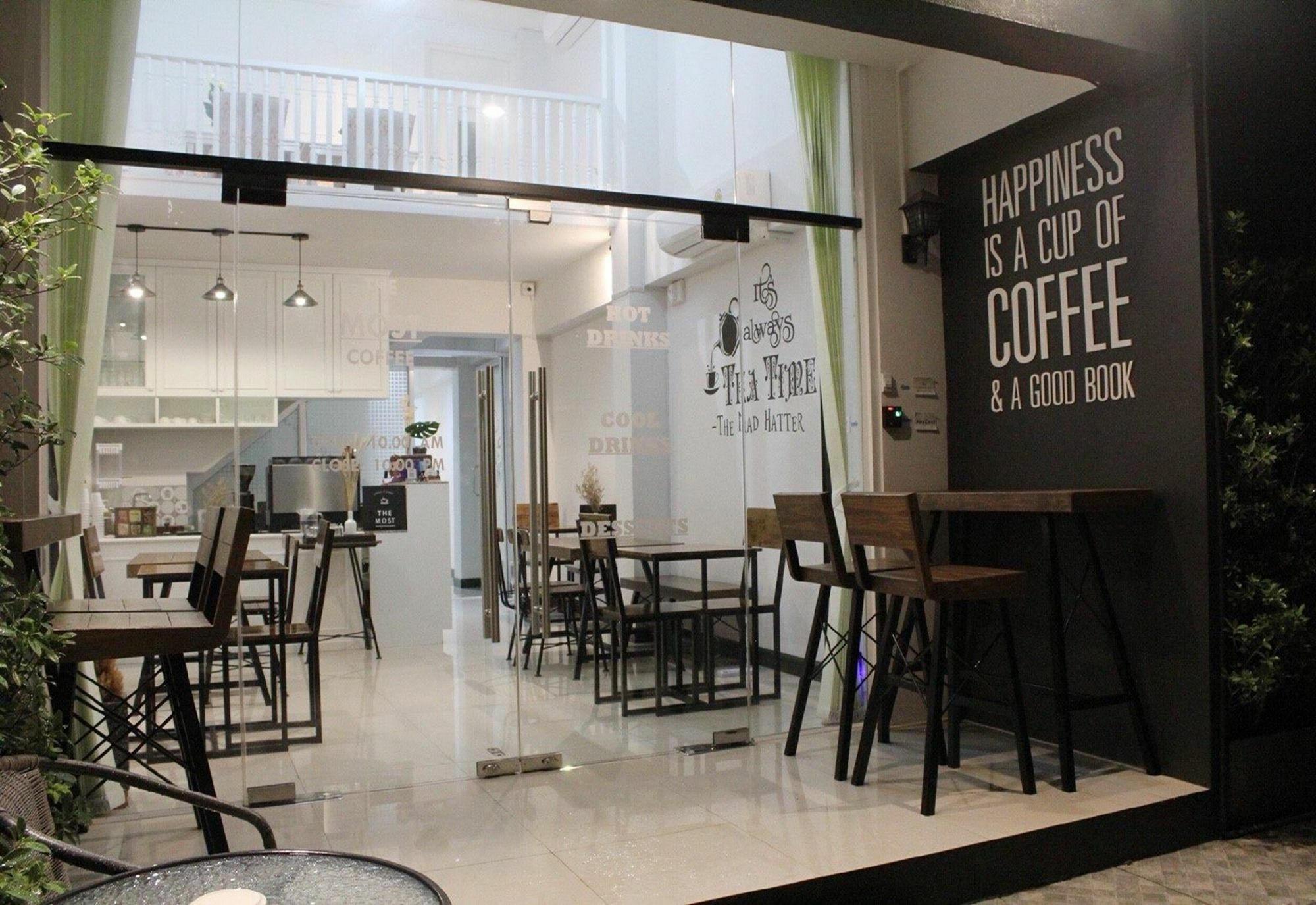 The Most Coffee & Guesthouse Chiang Mai Extérieur photo